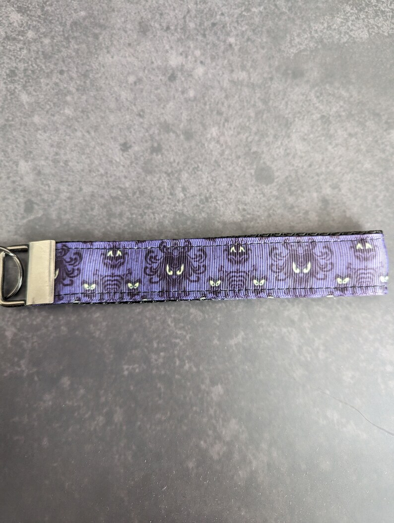 Movie TV characters key fobs, slasher, villains horror, scary, goth, alt, Buffy, Scream, Beetlejuice Haunted Mansion