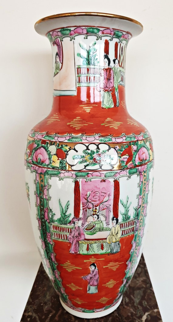 Chinese Famille Vert Canton vase - Porcelain - China - 1950-1959