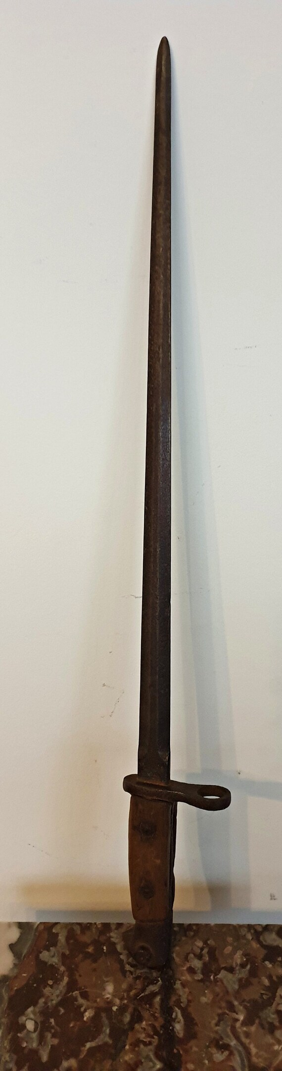 Antique 1916 T-blade bayonet - World War 1 - Wood, metal - Belgium/United Kingdom - 1914-1918