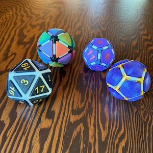 Dice clickers, D20 and 12 sided die
