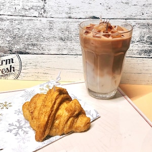 Croissants candle| breakfast candle| dessert candle| food candle| brunch candle| realistic food candle