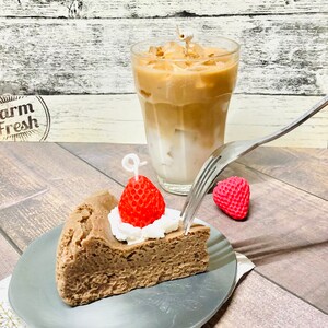 Chocolate pie candle| pumpkin pie candle| iced coffee candle| cherry pie candle| Christmas pie candle image 6