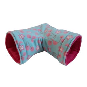 Cosy L shaped 2 way tunnel for guinea pigs
