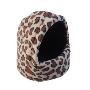 Medium Cosy pod for guinea pigs