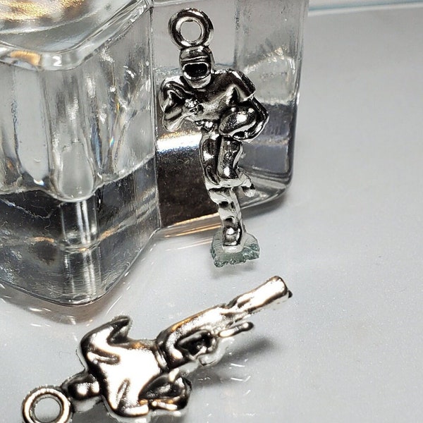 3D Football Player Charm, Football Game Charm, Sports Charm -/ Charms - Pendants Zinc Alloy - 22x13mm 1, 5, 10, 20pc lots  Ships from Ohio
