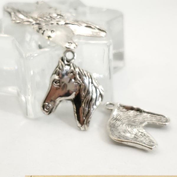 Horse Head Profile Charms, Horse Charms , Charms / Pendants Zinc Alloy  30x23 mm   1, 5, 10, 20 pc lots