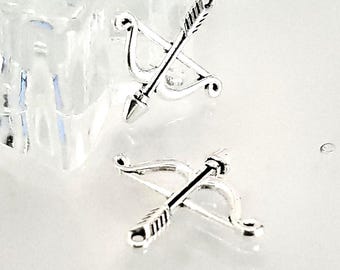 BULK 20 Archery Bow Arrow Charm Lot, Zinc Alloy Hunting Charms (25x26mm)