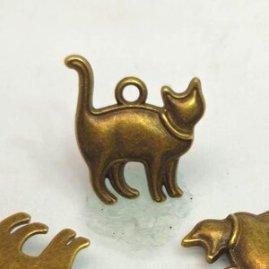 10 pc Bronze Tone Cat Charms, Kitten Charm, Pendants, One Sided, Zinc Alloy, 11x18mm