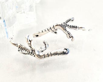 5 Pc Lots Eagle Talon Charm, Hawk Talon, Bird Talon, Bird Claw, Dinosaur Claws, Birds of Prey, Large Talons-zinc alloy 16x34mm