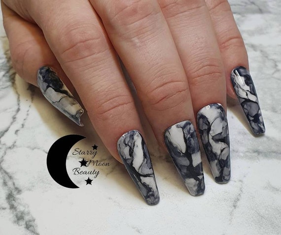 Grey Ombre Marble Nails Ink Drawing Short Oval Gradient Nail Art Tips Thick  Press On Fingernails with Adhesive : Amazon.in: Beauty