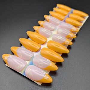 Sunday Afternoon - Press on Nails - Fake Nails - Stick on Nails - Glue on Nails- Custom Nails - Yellow Nails