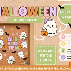 以下が含まれることがあります： ハロウィンのドア装飾キット。リボンや蝶ネクタイをつけたお化けの切り抜きと、オレンジ色のジャック・オー・ランタンのバケツが描かれています。テキストは「HALLOWEEN」「OUR BOO CREW」「EDIT NAMES IN CANVA」「PERSONALIZE FOR YOUR STUDENTS」「EASY TO PRINT」「EASY TO CUT」「INSTANT DOWNLOAD」です。