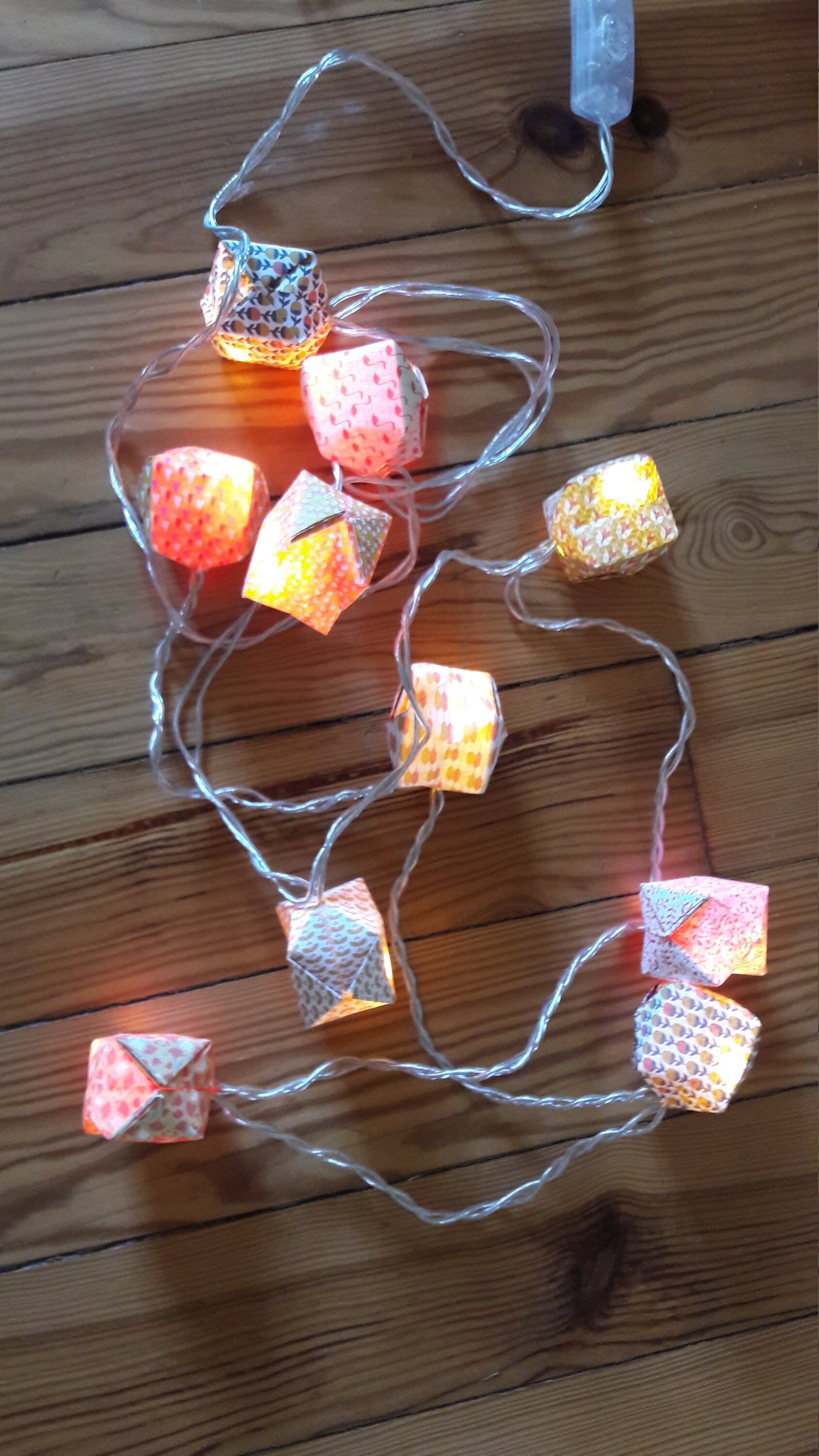 Guirlande Lumineuse en Origami