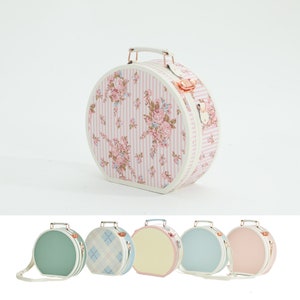 Vintage style Hat box, Carry-on Overnight Train Bag, Retro Hard Shell Train Case, Women Overnight Bag