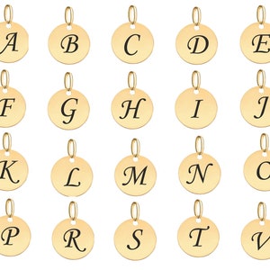 Colgante de oro de 9 quilates con forma de disco y letra inicial del alfabeto para collar