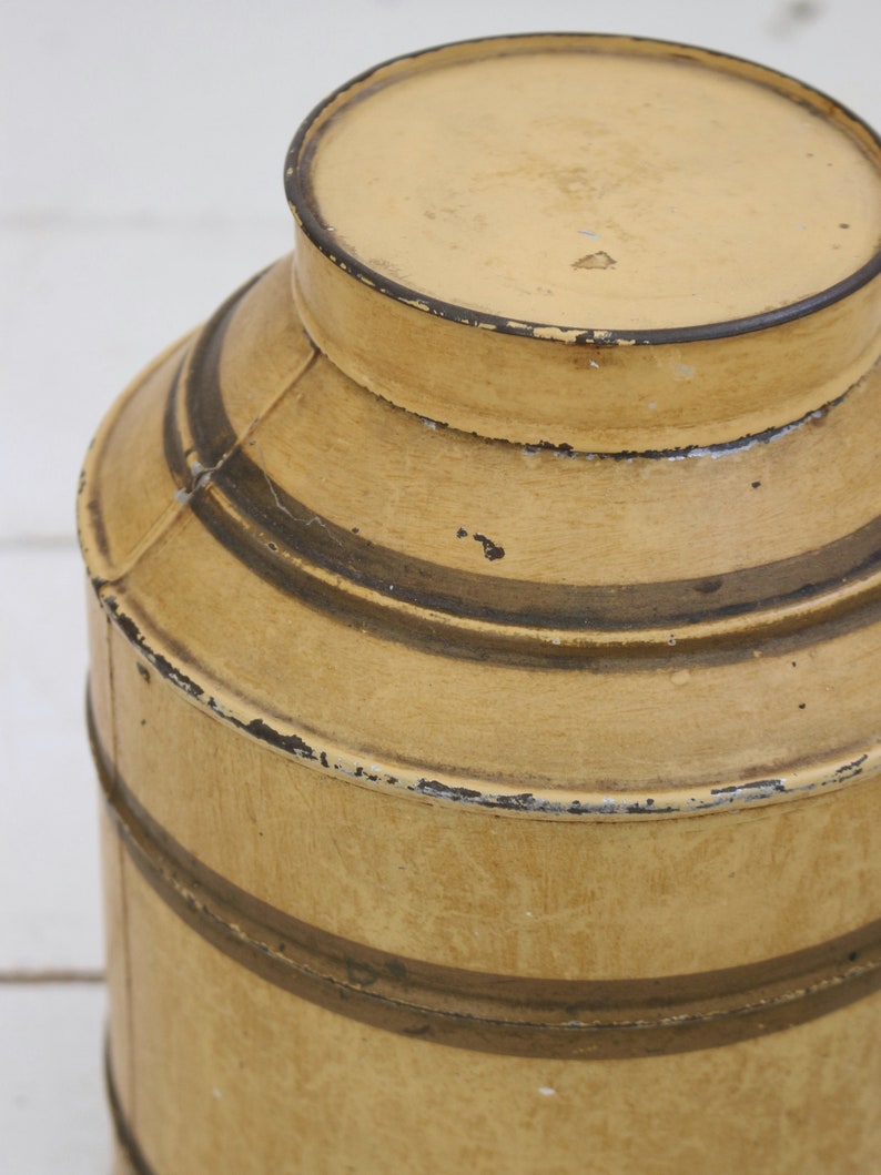 1X Antique Round Grocery Tin, Storage Tin, Mustard Yellow.Collectible Item Farmhouse Kitchen Decor Country Style. image 3