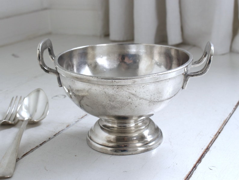 Antique Hotel Silver Footed Serving Bowl, Vegetable Bowl, American Hotel Amsterdam 1881, Collector's Item, Farmhouse Kitchen Decor. image 3