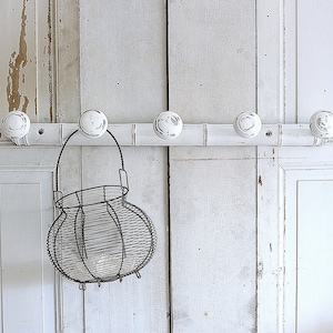 Vintage White French Coat Rack with 5 Knobs/Hooks. French Farmhouse Home Decor - Shabby Chic Decor