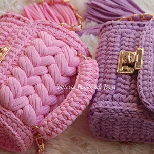 Borsa uncinetto gift for woman crochet bag bolso punto puff borsa fettuccia marshmellow bag bolso crochet idea regalo donna tshirt yarn bag immagine 4