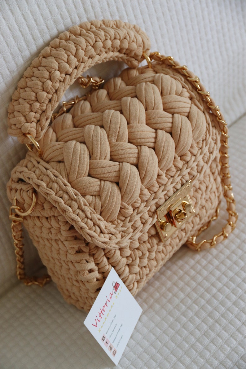 Tutorial vera bag marsmallow bag crochet bag crochet luxury bag puff stitch bag bolso en trapillo light ribbon bag crochet bag image 4