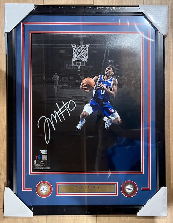 Tyrese Maxey Philadelphia 76ers Signed 16x20 Vertical Photo Framed