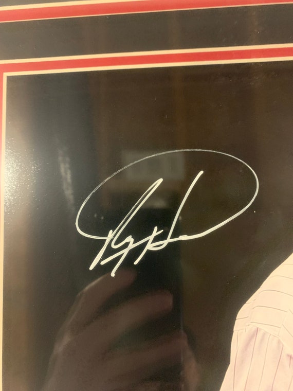 Shane Victorino Signed Framed 16x20 Philadelphia Phillies Photo
