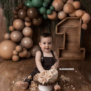 Wooden one sign, big number one, first birthday, cake smash, one year session, children photography, baby photo props