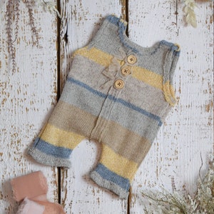 Colorful romper for newborn photography, newborn body, newborn photography, boho styled outfit, rustic style props