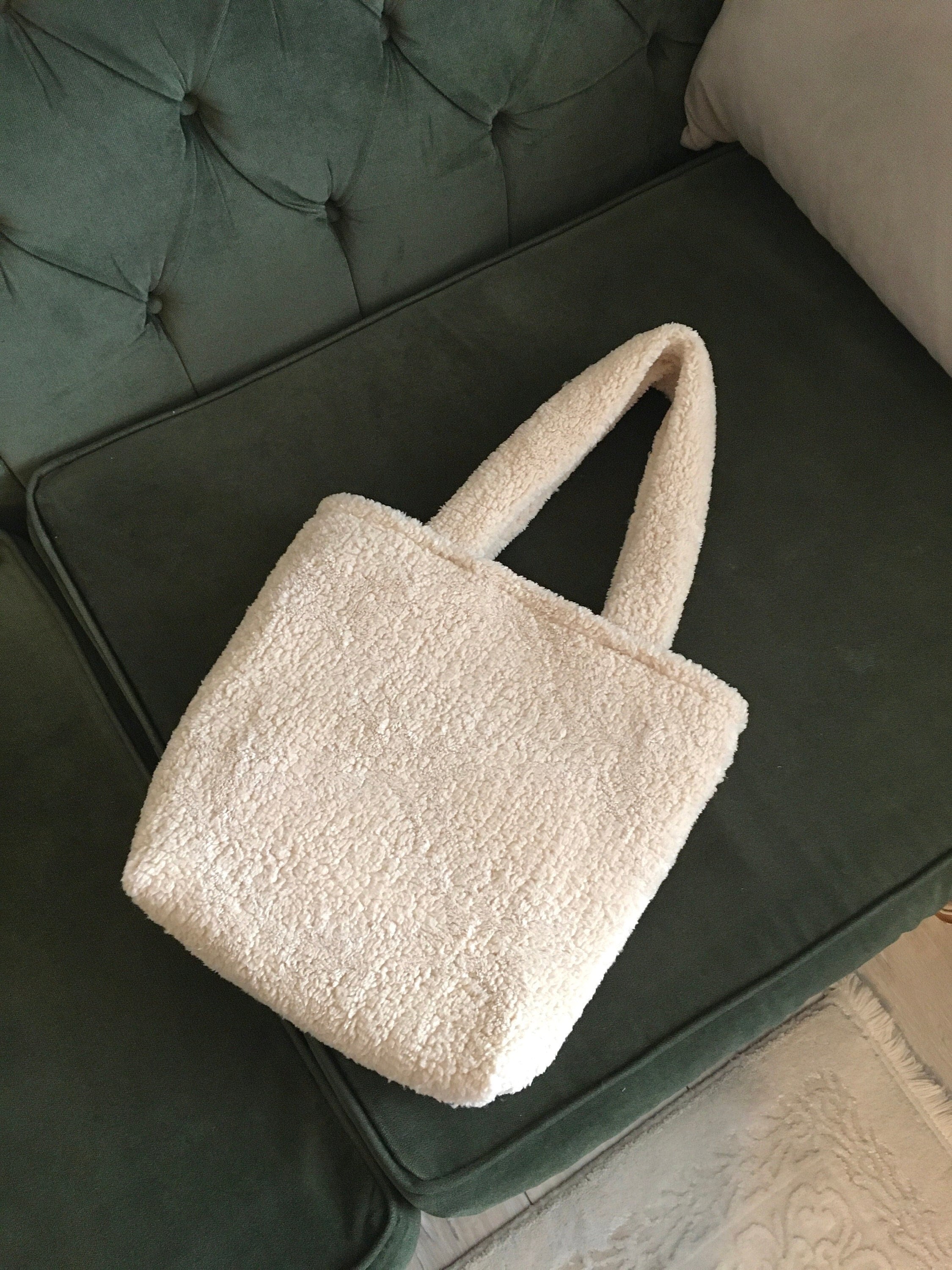 Women's Fluffy Poo Pouch Funny Plush Drawstring Small Handbags