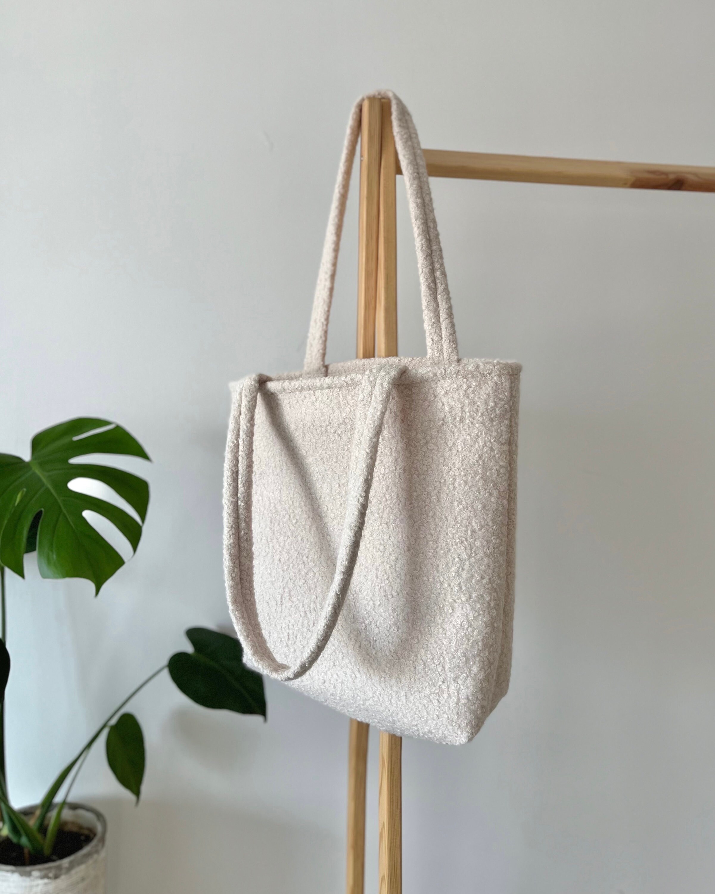 ★送料・関税込★Ossl★Handmade Dan.z fleece fluffy tote bag Fluffy Fleece Teddy Tote Bag With Zipper, Boho Large