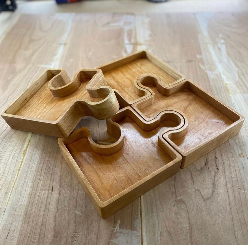 Puzzle piece tray