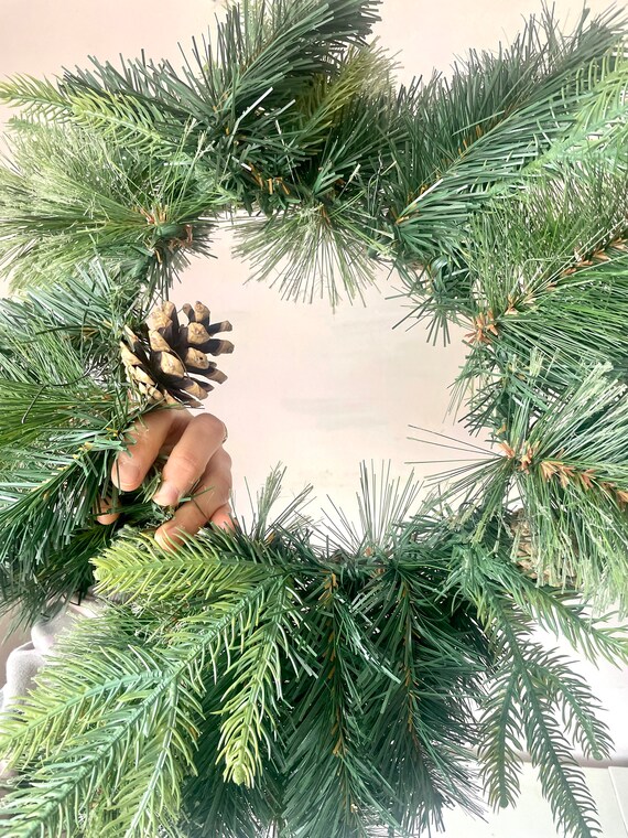Weihnachtskranz mit Zapfen, gemischte Weihnachtskranzbasis, knstlicher  Kiefernkranz, knstlicher Kiefernkranz zum Dekorieren - Etsy sterreich