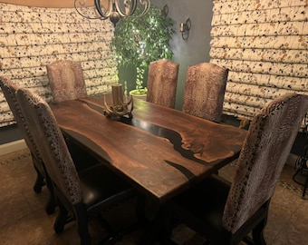 Walnut Wood Epoxy Dining Table, Epoxy Table Top, Black Epoxy Table, Walnut Dining Table, Walnut Epoxy Table,  River Table, Epoxy Resin Table
