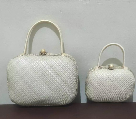 バッグ Handwoven Backpack using Pandan Leaves
