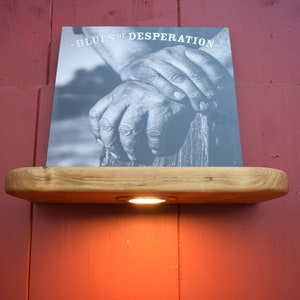 Now Playing Record Board wandplank verlichte eiken afwerking geoliede platenplank werklamp leeslamp fotoverlichting