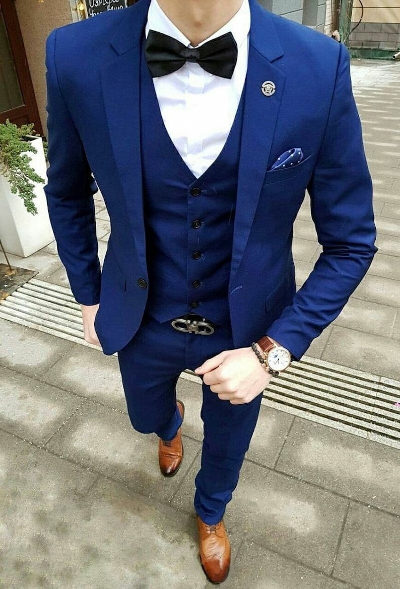 Men Suit Stylish Navy Blue Suit 3 Piece Suit Business Suit for Men Dashing  Suit Slim Fit. 