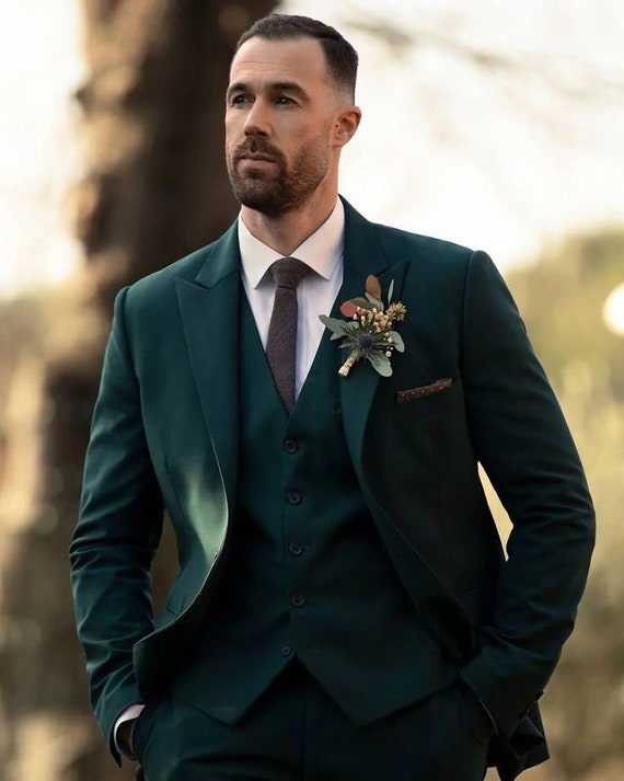 Grooms Suits and Style from Rock My Wedding Real Grooms