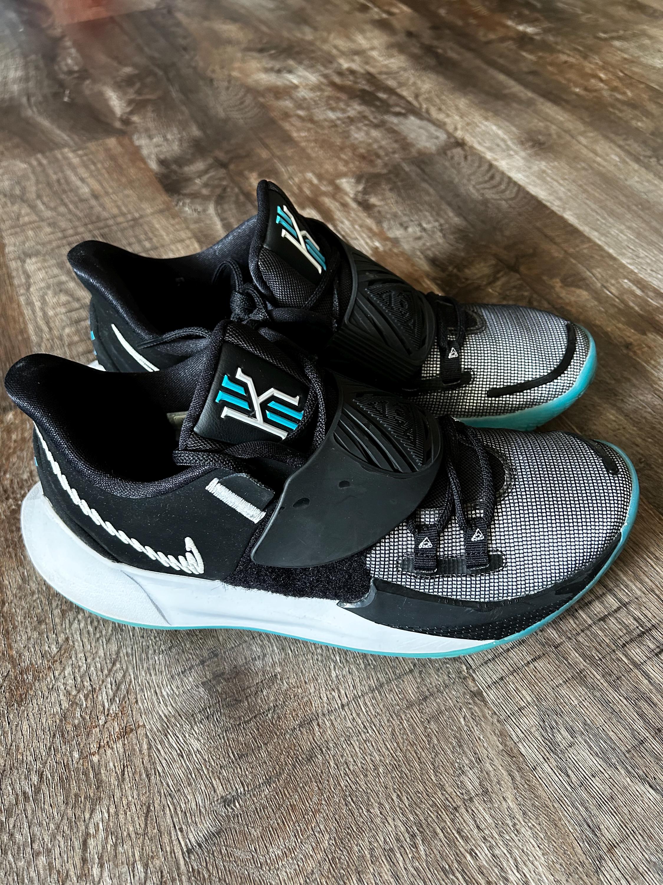 kyrie irving low 3 moon