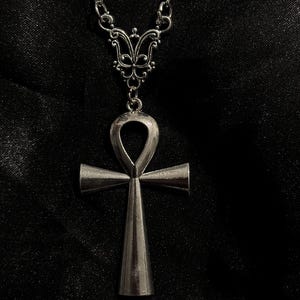 gothic ankh cross necklace || gothic jewellery || gothic || alternative || goth || vampire || witch || halloween jewellery || alt jewellery