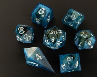 Seashells - Handmade dice, 7 piece set, tabletop