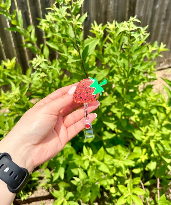 Strawberry Badge Reel Summer Fruit Badge Nurse Badge Reel Teacher Badge  Reel Retractable Badge Reel Summer Vibes Healthy Gift 