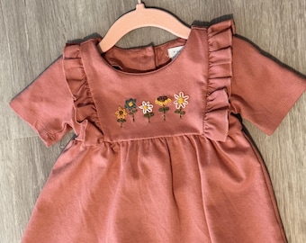 Gently used girls top. Hand embroidered. Size 12 months.