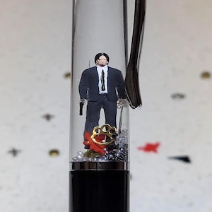 John Wick Float Pen | Baba Yaga | Snöglobspenna | Påfyllningsbart bläck
