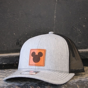 Gorro con parche de cuero de Mickey Mouse / orejas de ratón / gorros Disney para papá / gorros de vacaciones / gorros con parche de cuero / orejas de Mickey para niños