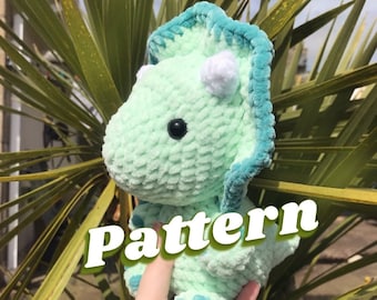 TRICERATOPS PATTERN / crochet dinosaur pattern / digital download / crochet pattern / crochet dinosaur