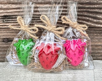 Strawberry Beeswax Crayons: Farm Grown Party Favors
