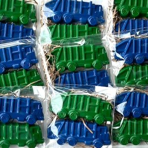Müllauto Buntstifte - Kindermüll-Geburtstags-Gastgeschenke - Schulklassenzimmer Geschenk - recycelter Müllwagen - handgemachte natürliche Buntstifte