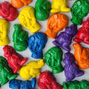 Circus Crayons - Birthday Party Favor Sets - Big Tent Animals - Clown Gifts