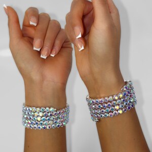 Silver rhinestone bracelet top
