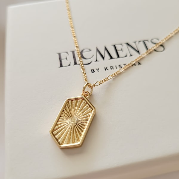 Collar Sunburst relleno de oro: colgante de medallón hexagonal